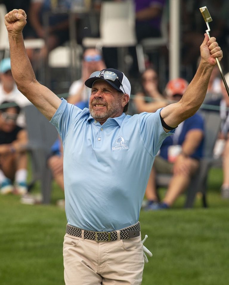 NEXBELT “THE BELT WITH NO HOLES” CONGRATULATES DOUG BARRON ON HIS PGA