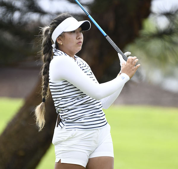 UCLA college golfer Zoe Campos