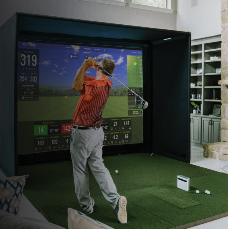 THE INDOOR GOLF SHOP LAUNCHES PARTNERSHIP WITH THE SIMULATOR GOLF TOUR ...