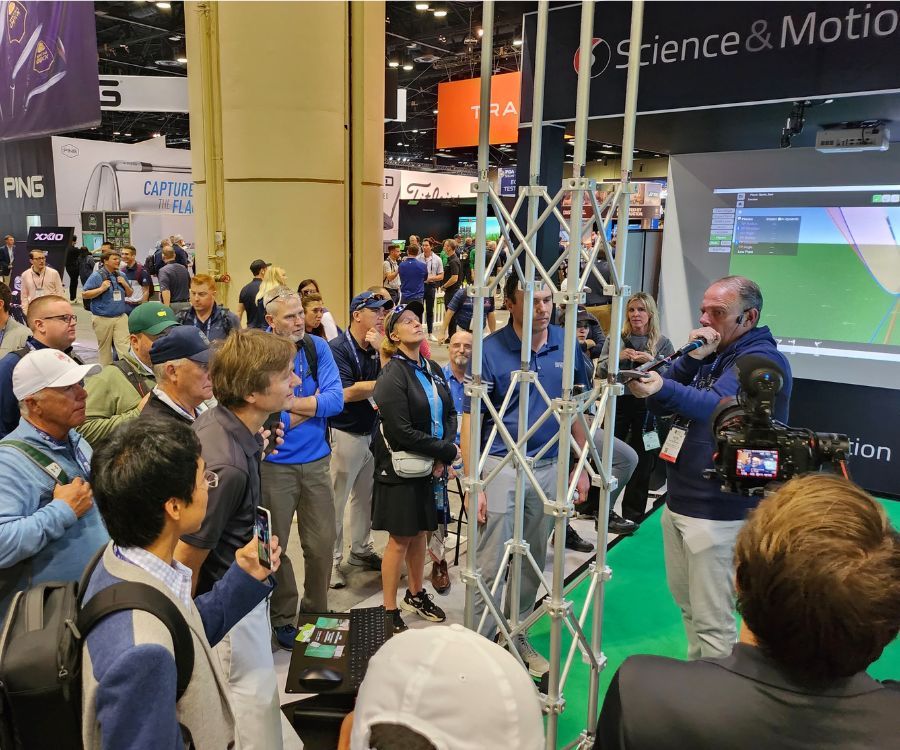 David Orr giving a session in the SAM PuttStudio at the PGA Show