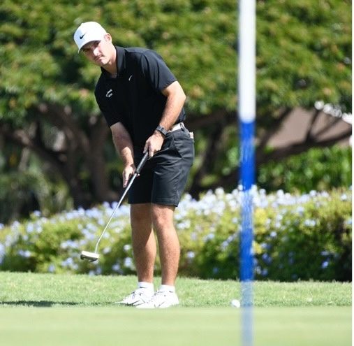 Oklahoma’s Jaxon Dowell observes his putt on the sixth hole on Royal Kā‘anapali.